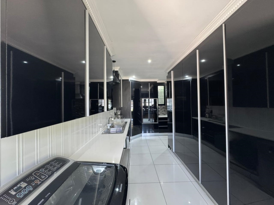 4 Bedroom Property for Sale in Gonubie Eastern Cape